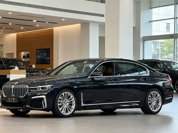 BMW 7 Series 2021