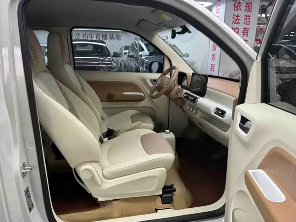 Wuling Hongguang MINIEV 2025
