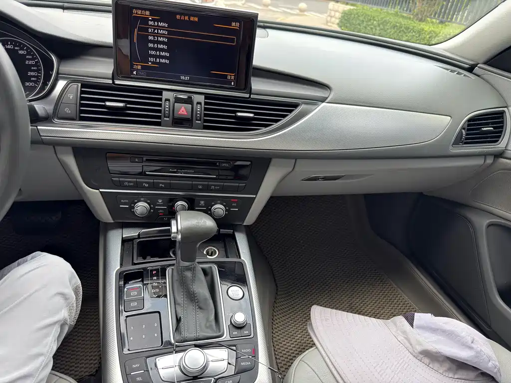 Audi A6L 2014
