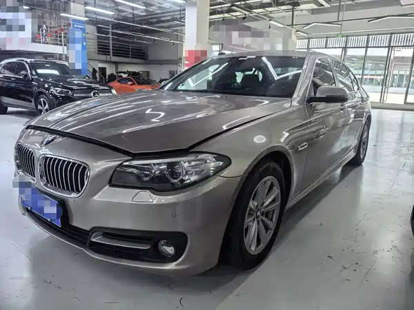 BMW 5 Series 2016