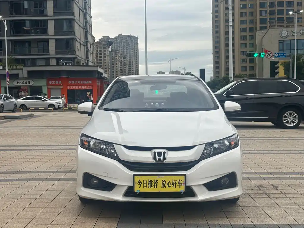 Honda City 2017 — фото 2