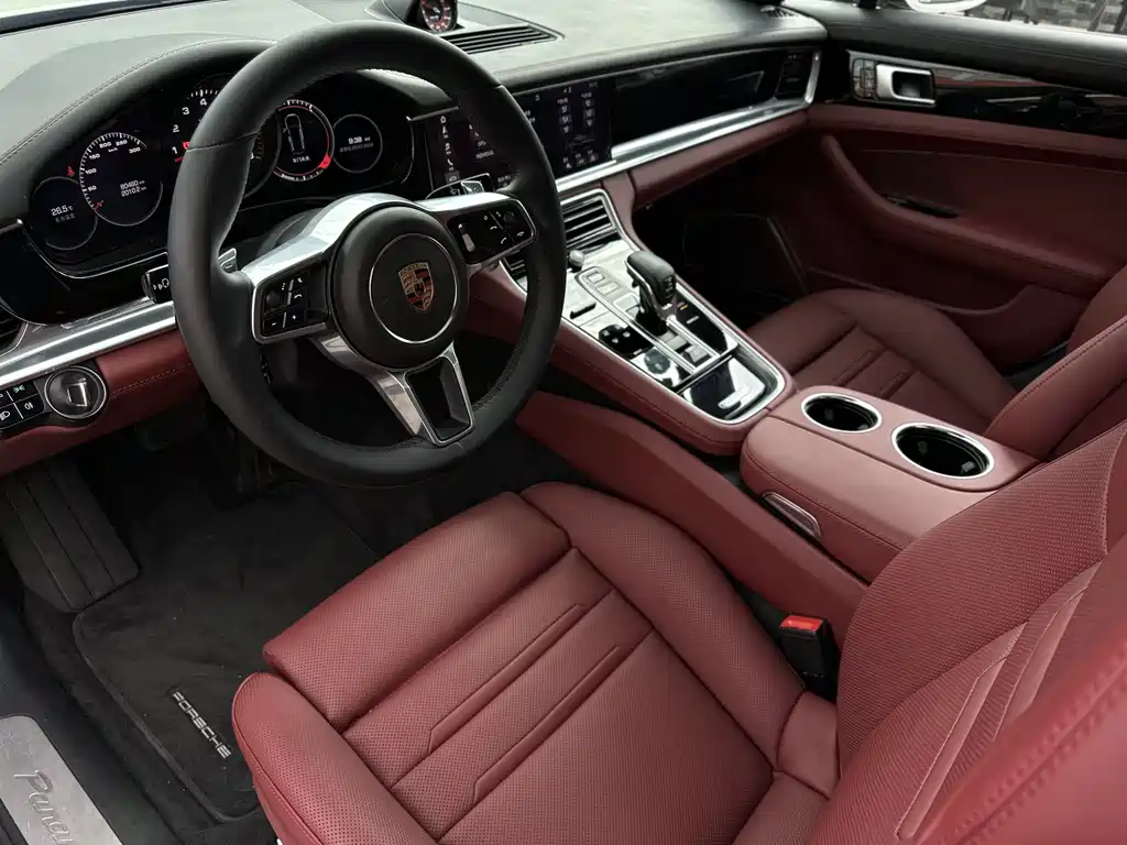 Porsche Panamera 2019 — фото 6
