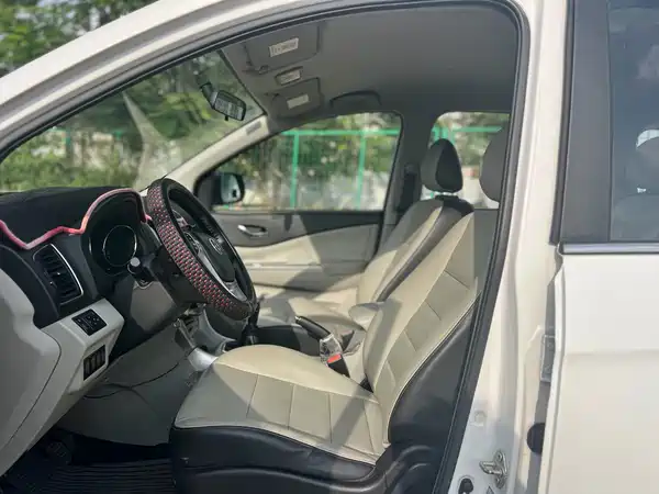 Dongfeng Fengxing S500 2016