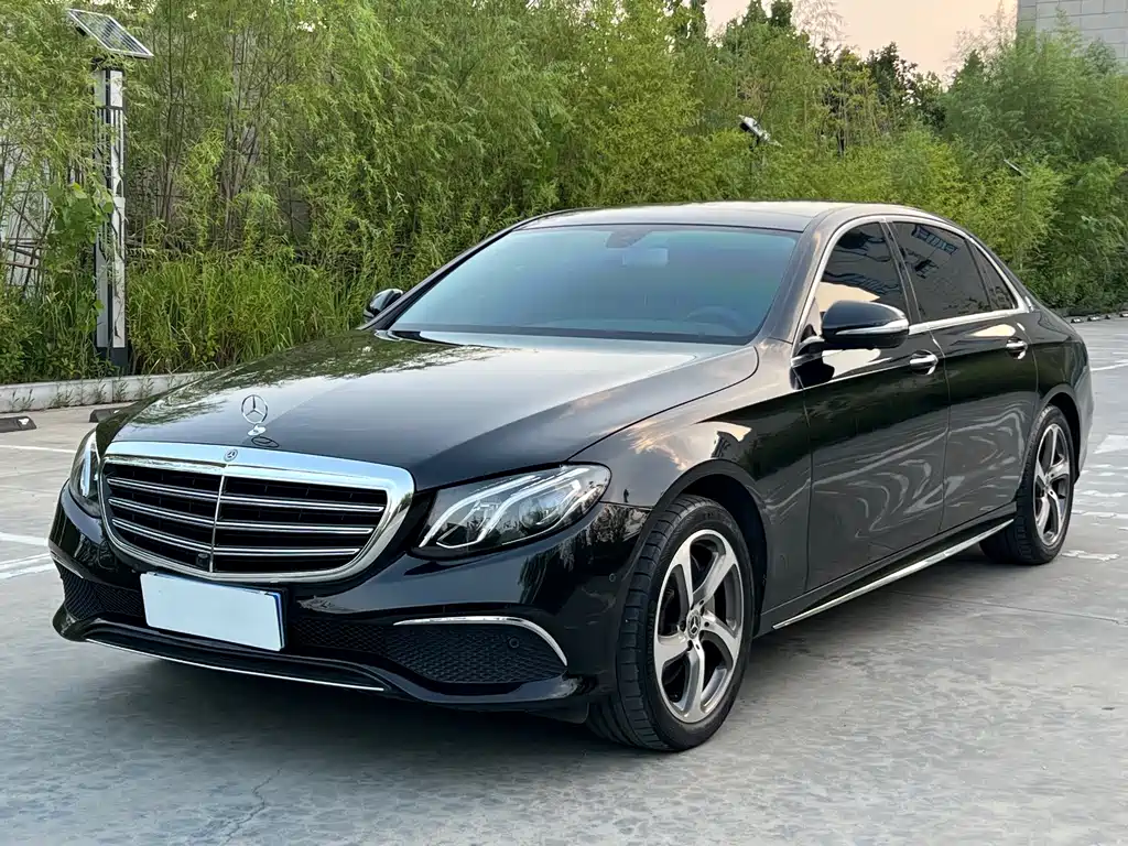 Mercedes-Benz E-Class 2019 — фото 1