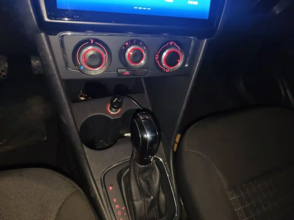 Volkswagen Polo 2014