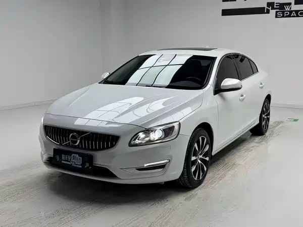 Volvo S60 2019