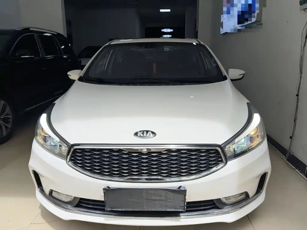 Kia K3 2016