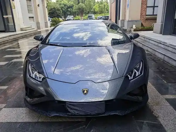 Lamborghini Huracan 2020