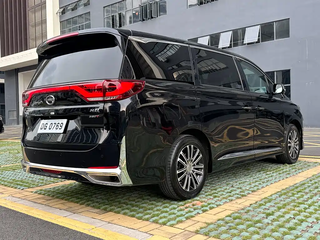 GAC Trumpchi M8 2022 — фото 9