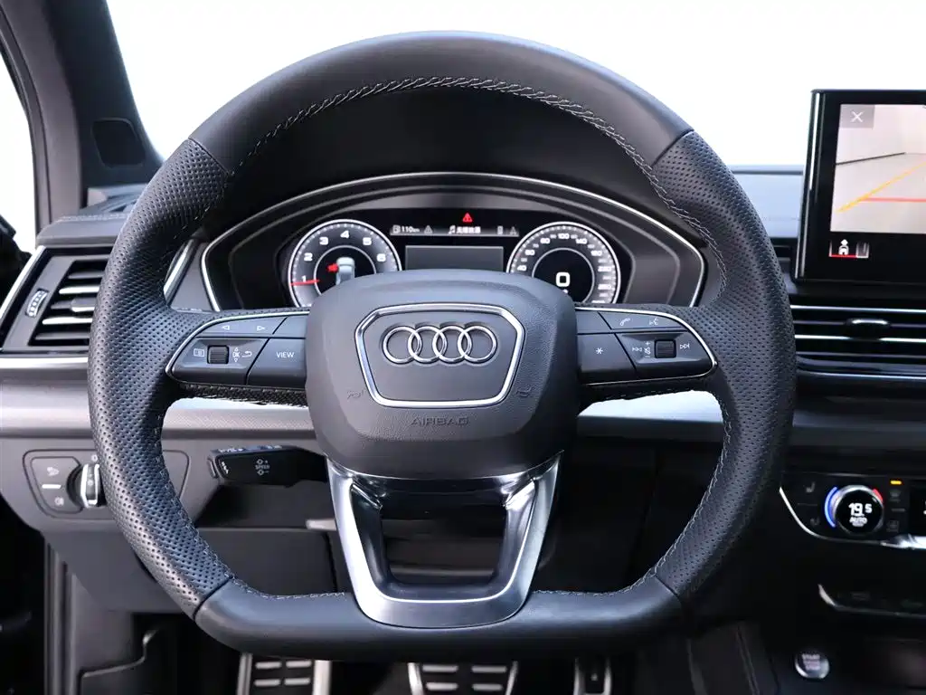 Audi Q5L 2024 — фото 16