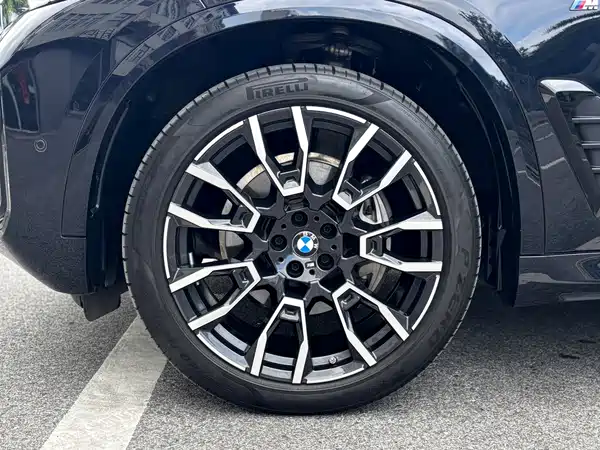BMW X5 2024