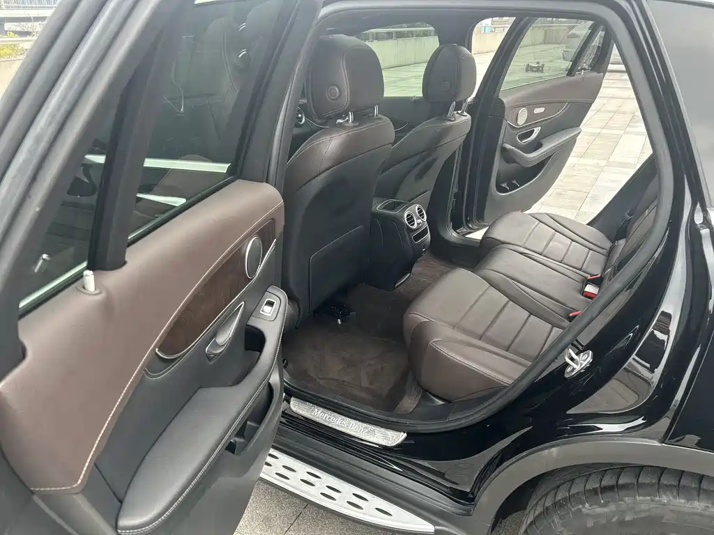 Mercedes-Benz GLC 2019 — фото 10