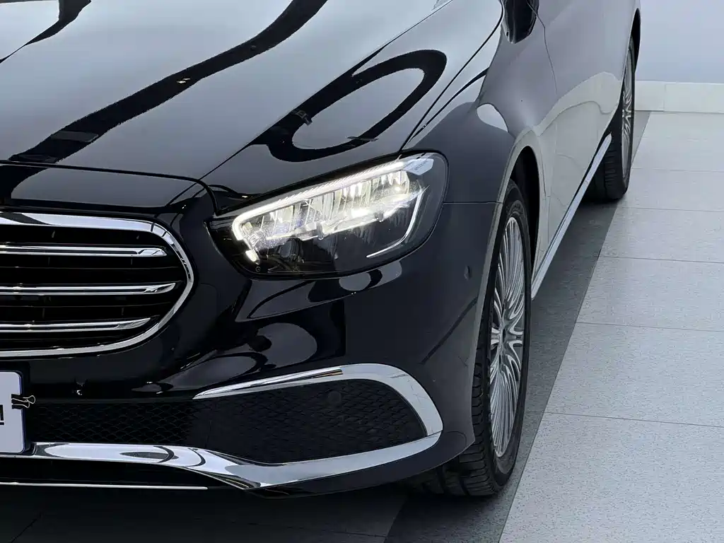Mercedes-Benz E-Class 2021 — фото 6