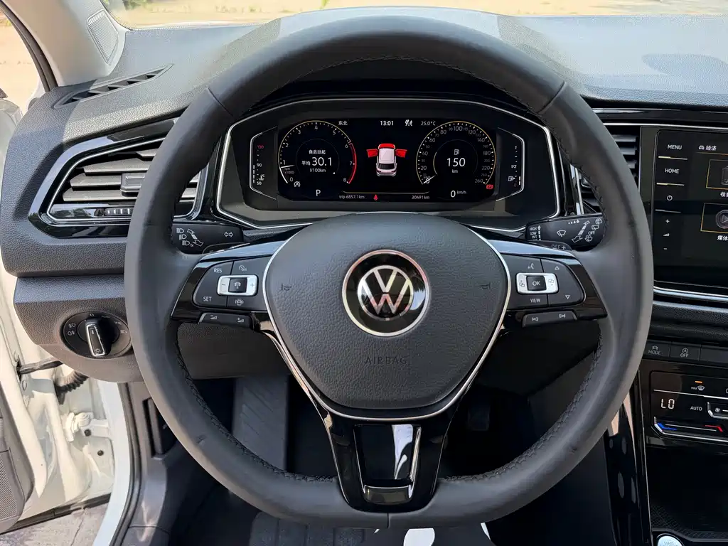 Volkswagen T-Roc 2021 — фото 20