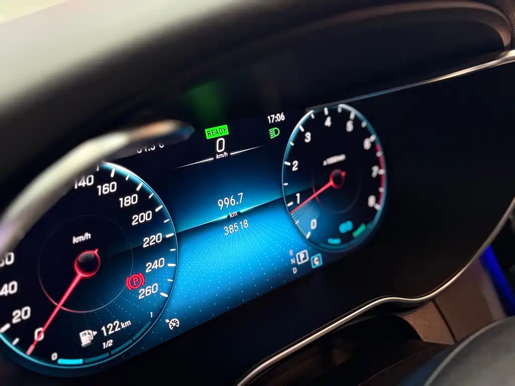 Mercedes-Benz C-Class 2020 — фото 13