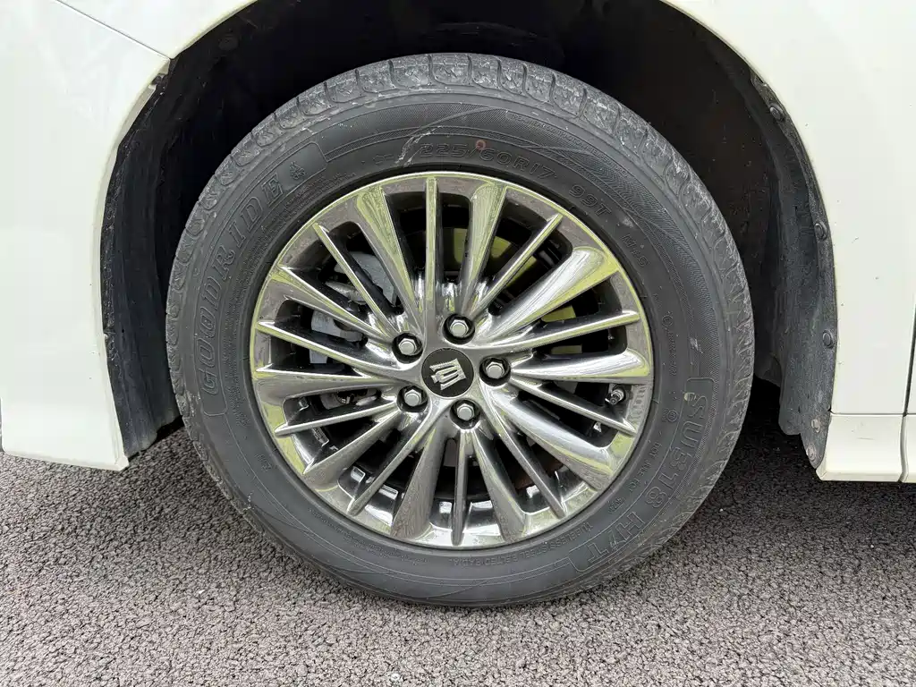 Toyota Vellfire 2023 — фото 7