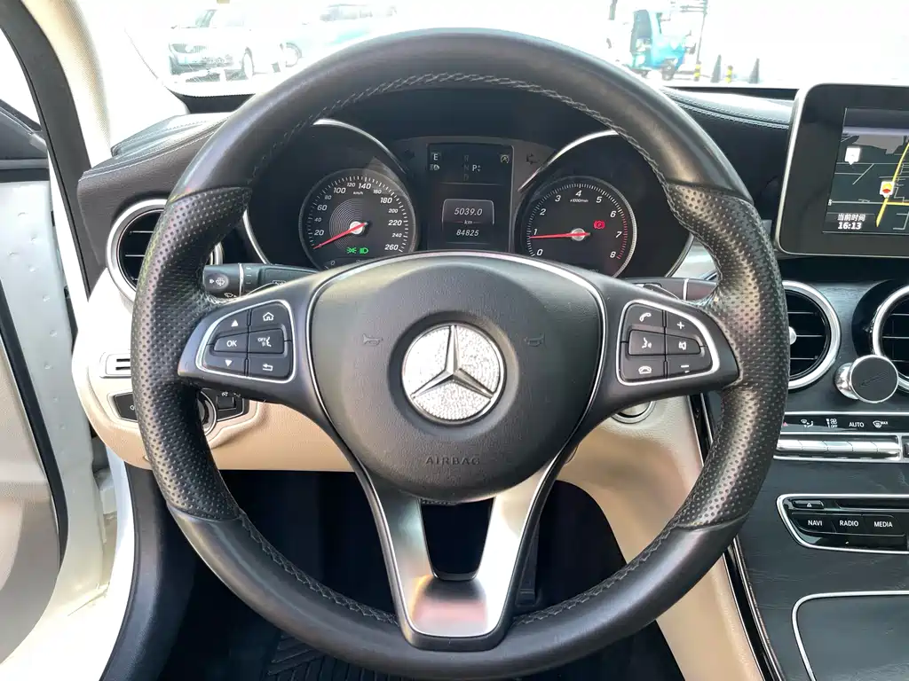 Mercedes-Benz C-Class 2017 — фото 15