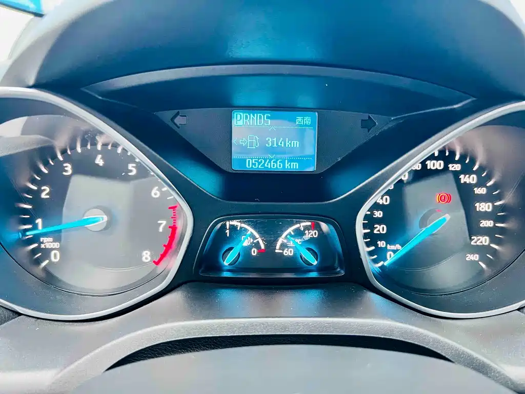 Ford Kuga 2019 — фото 13
