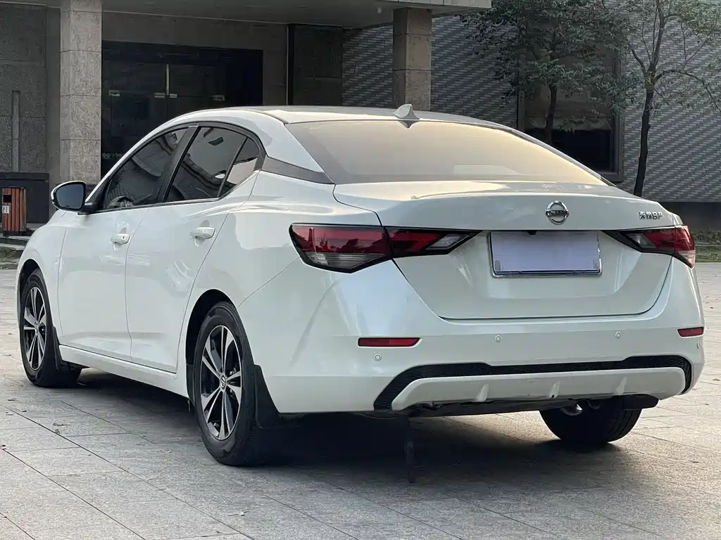 Nissan Sylphy 2020 — фото 14