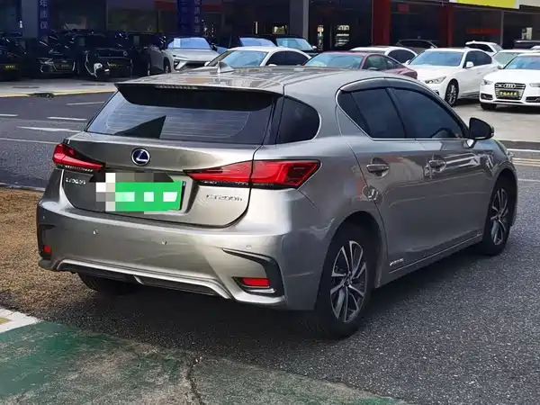 Lexus CT 2019