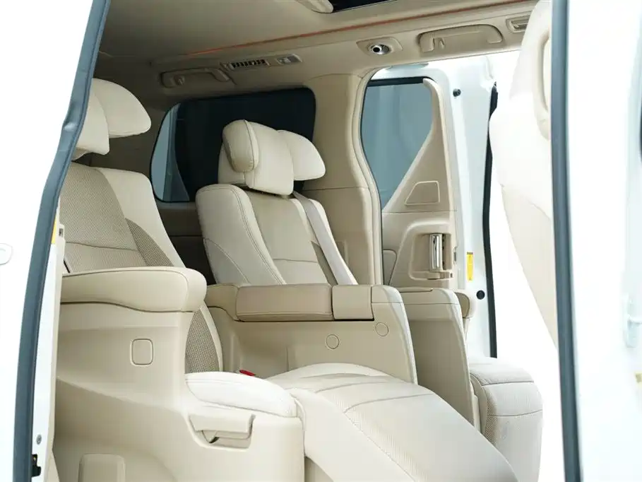 Toyota Alphard 2014 — фото 25