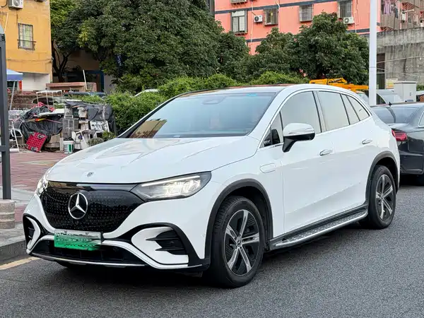 Mercedes-Benz EQE SUV 2024