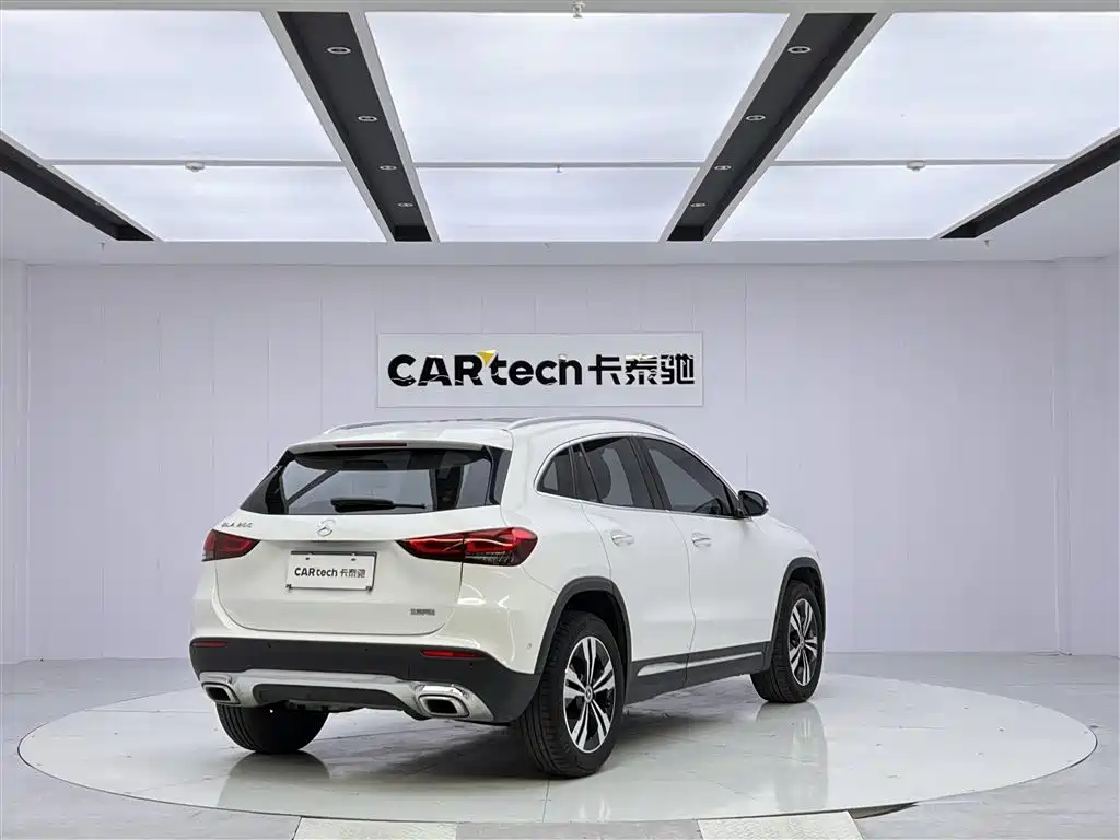 Mercedes-Benz GLA 2021 — фото 4