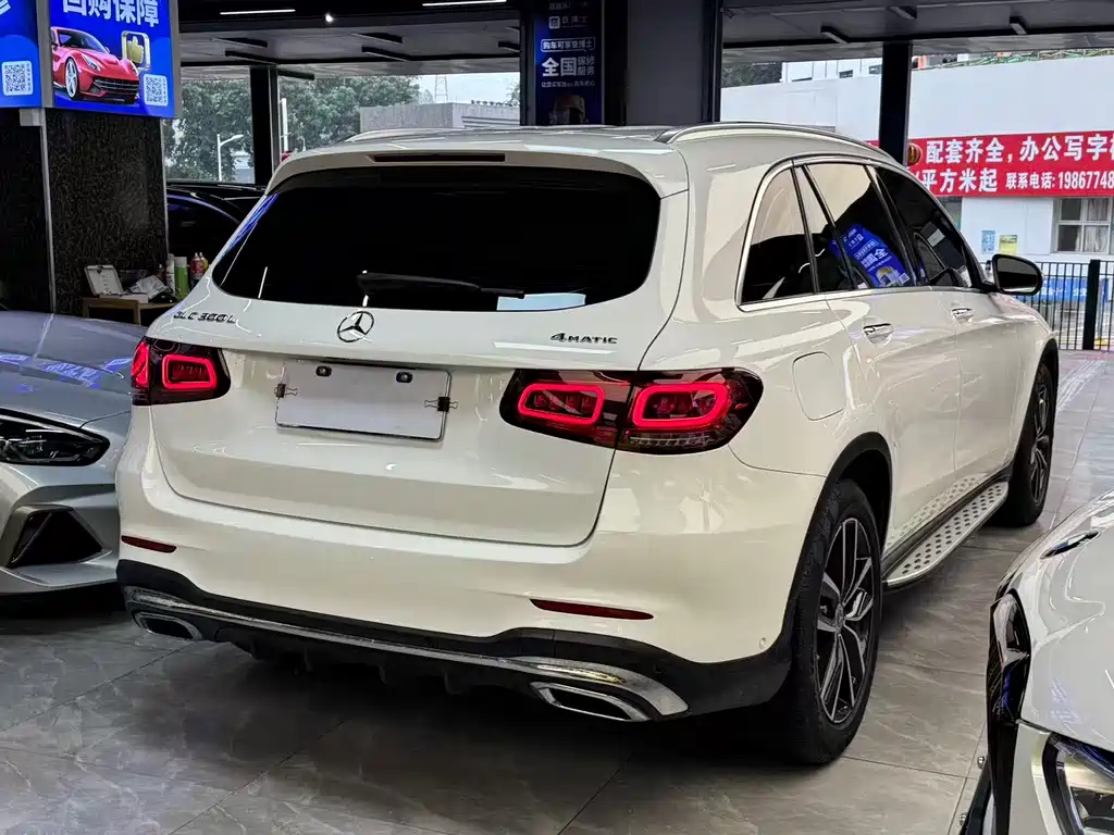 Mercedes-Benz GLC 2020 — фото 11
