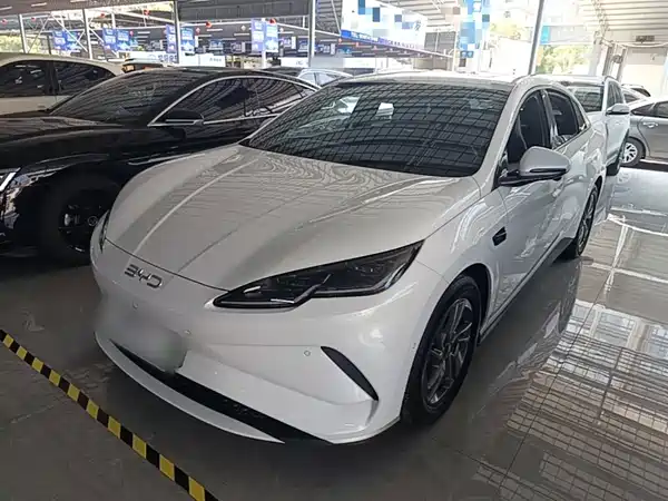 BYD Seal 06 2025