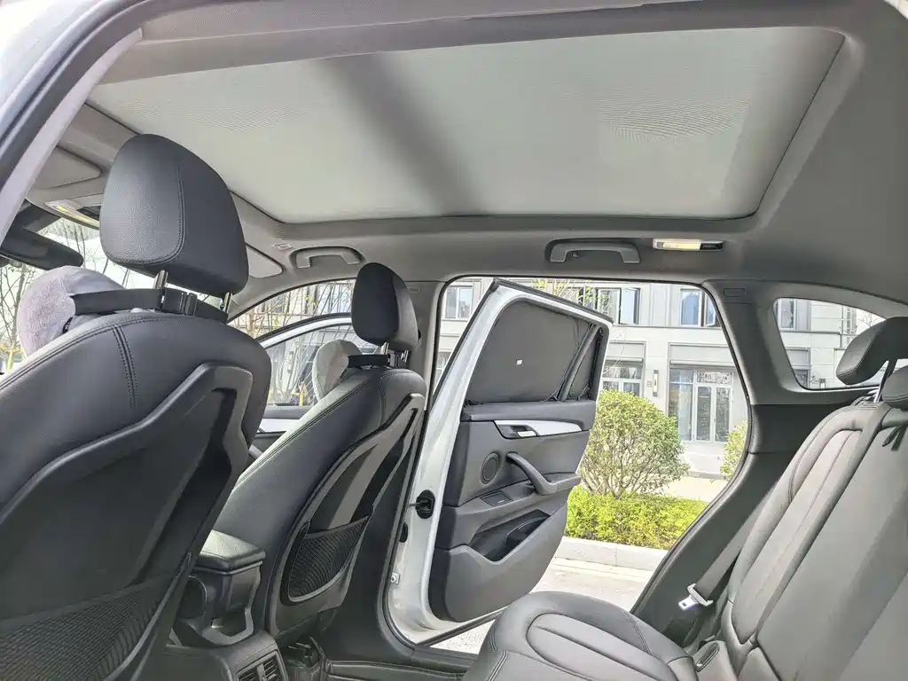 BMW X1 2019 — фото 16