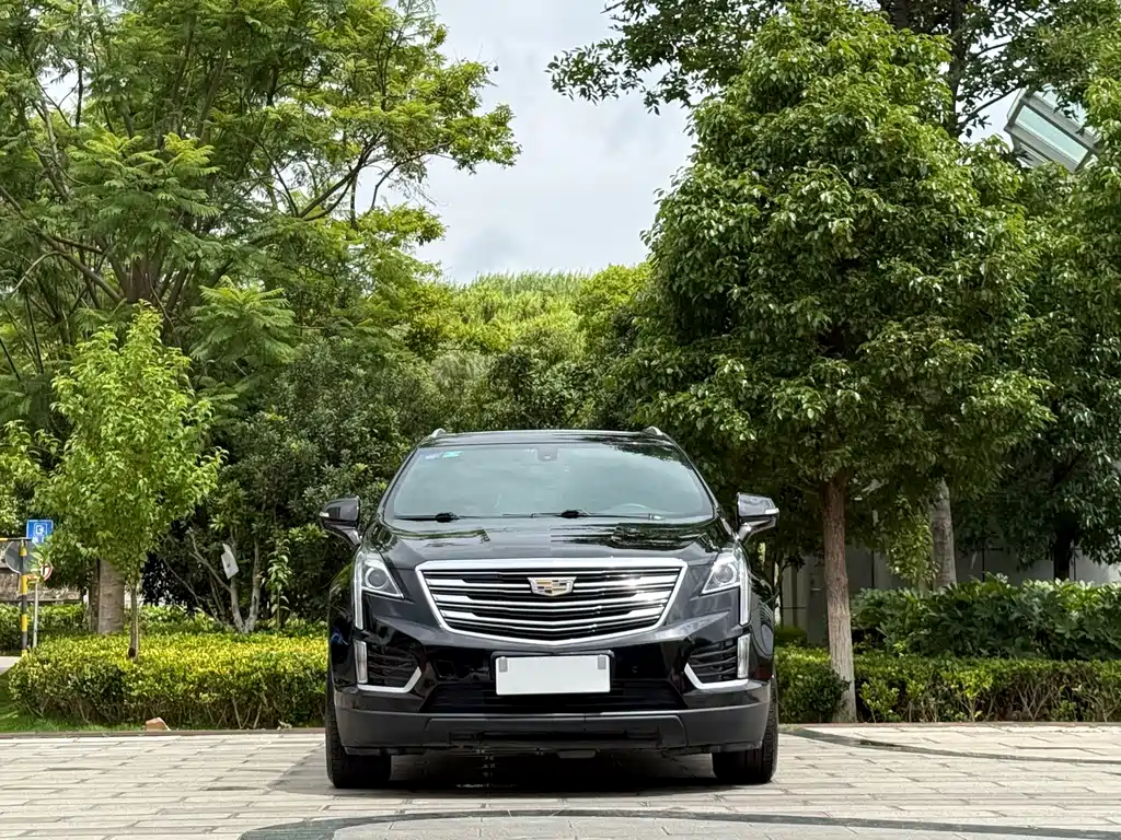 Cadillac XT5 2019 — фото 2