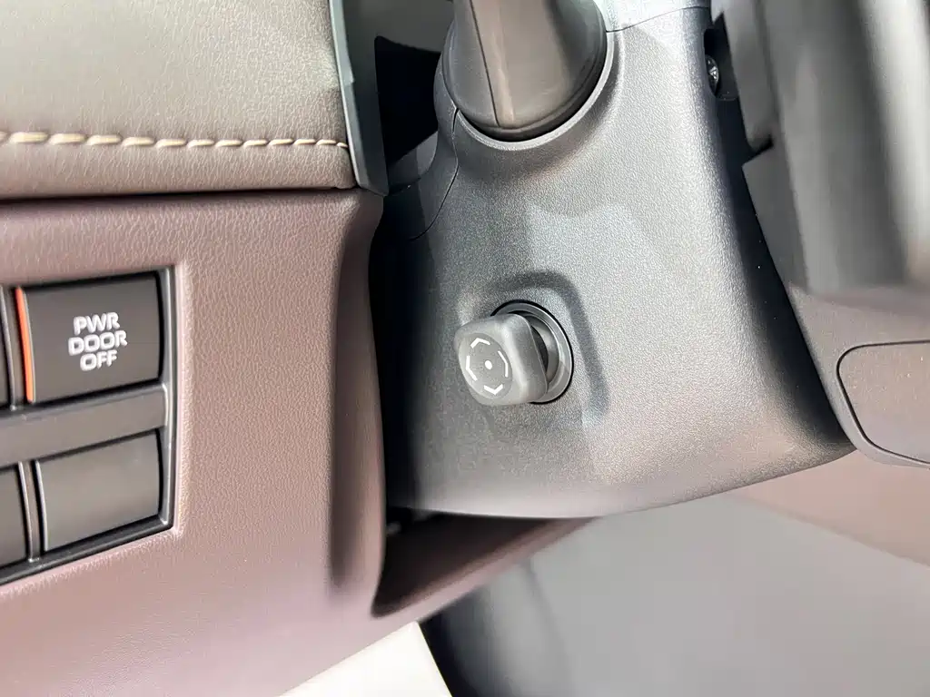 Toyota Vellfire 2024 — фото 16