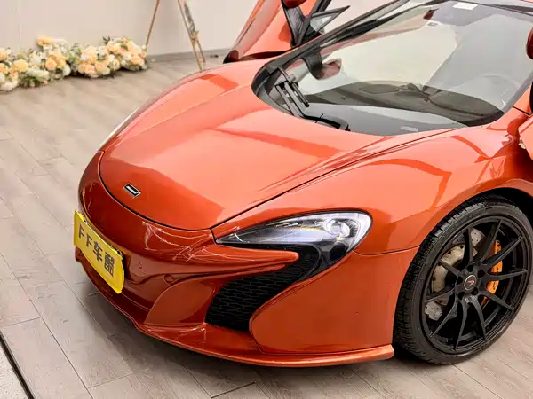 McLaren 625C 2018