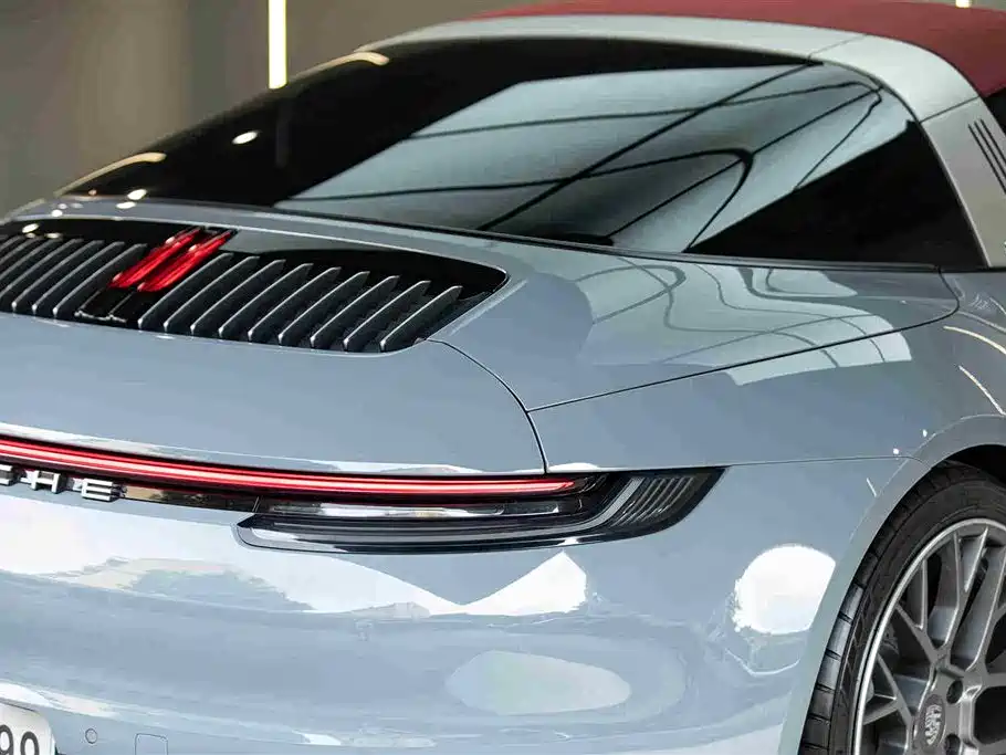 Porsche 911 2023 — фото 7
