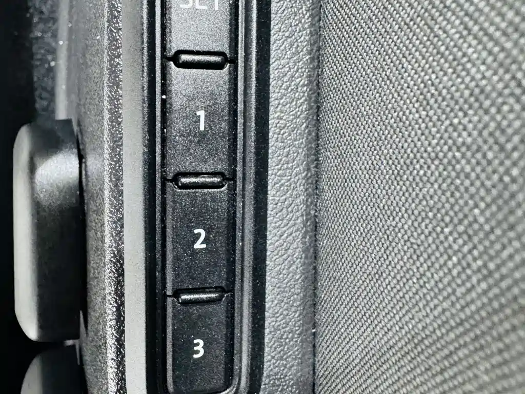 Volkswagen Golf 2022 — фото 10