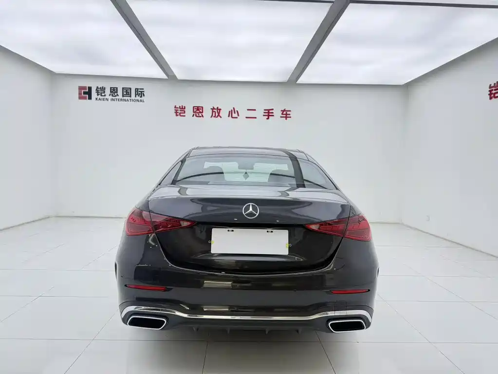 Mercedes-Benz C-Class 2023 — фото 16