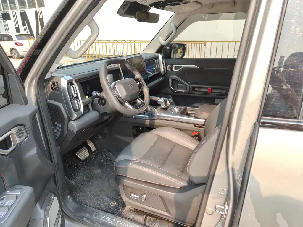 Jetour Traveller C-DM 2025 — фото 10
