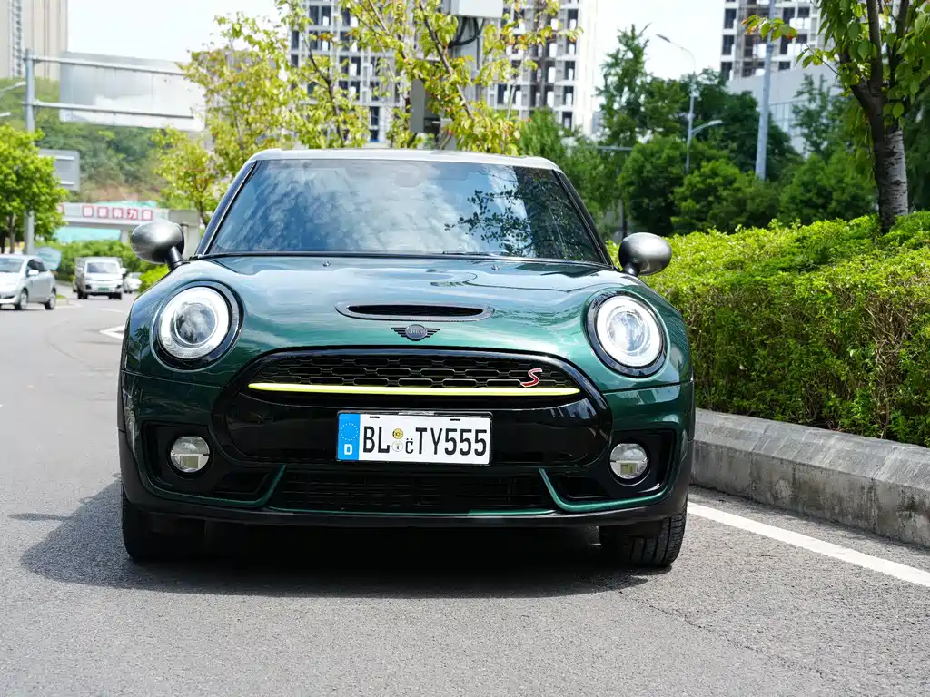 MINI Clubman 2018 — фото 11