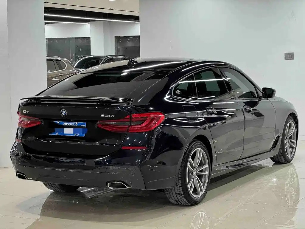 BMW 6 Series GT 2020 — фото 13