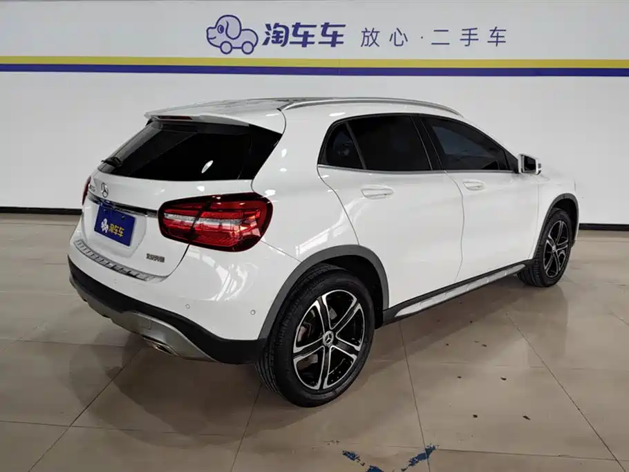 Mercedes-Benz GLA 2018 — фото 3
