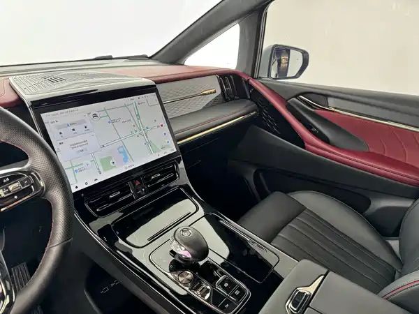 GAC Trumpchi M8 2023