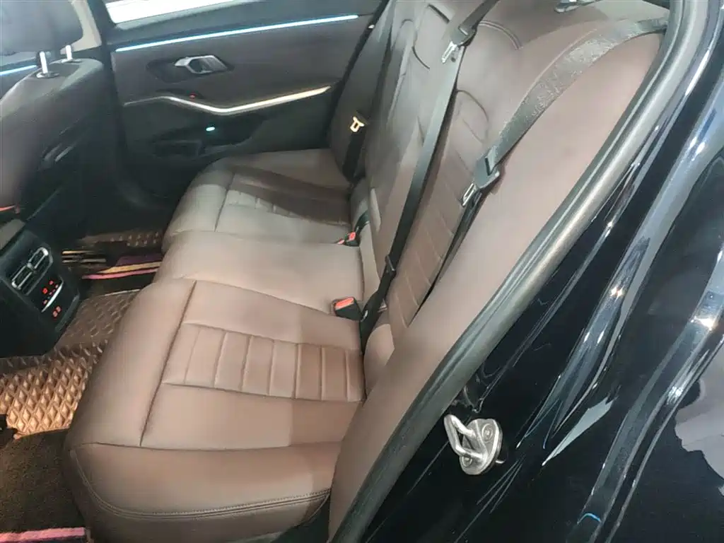 BMW 3 Series 2020 — фото 17