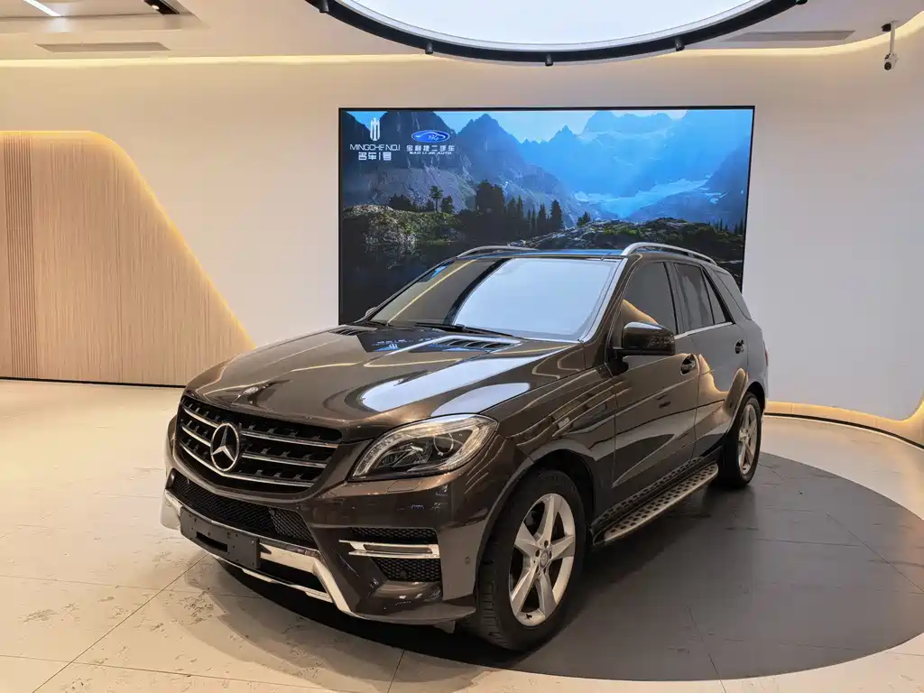 Mercedes-Benz M-Class 2015 — фото 1