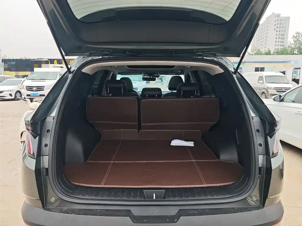 Hyundai Tucson 2023 — фото 19