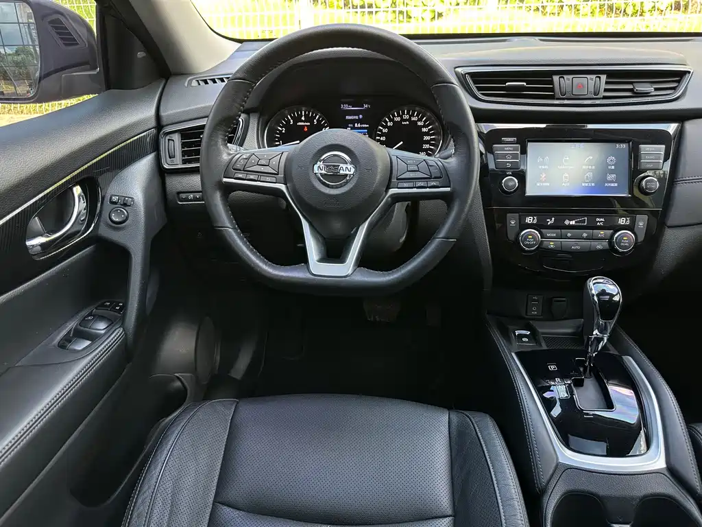 Nissan X-Trail 2017 — фото 11