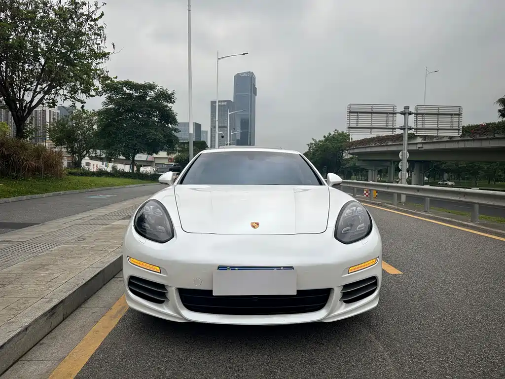 Porsche Panamera 2015 — фото 2
