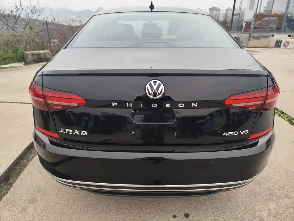 Volkswagen Passat 2020 — фото 14