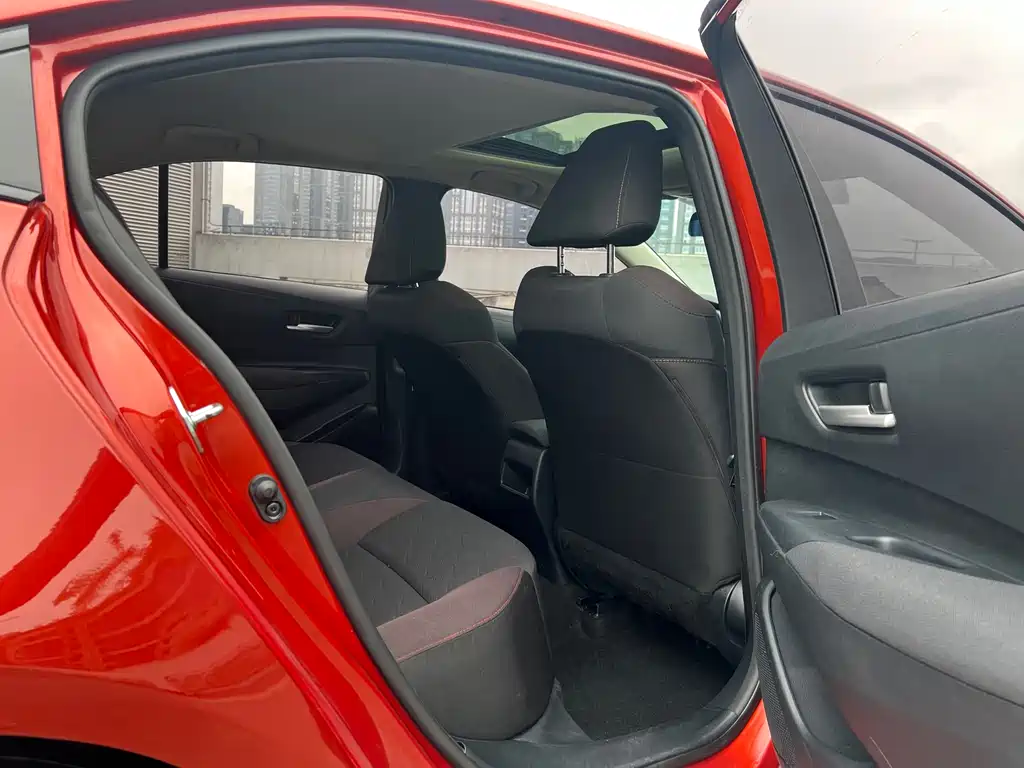 Toyota Corolla 2019 — фото 14