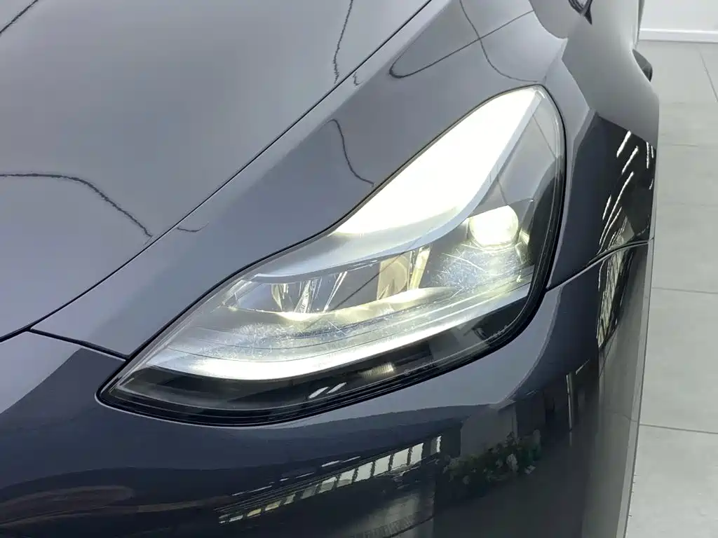 Tesla Model Y 2024 — фото 30