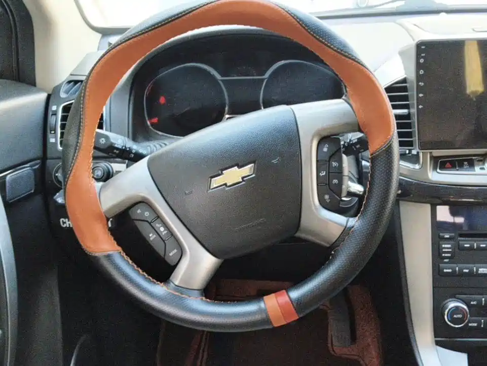 Chevrolet Captiva 2015 — фото 13